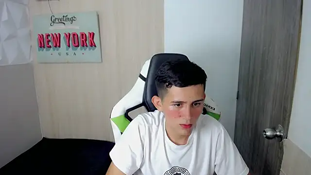 JaxBlue_'s Live XXX Chat