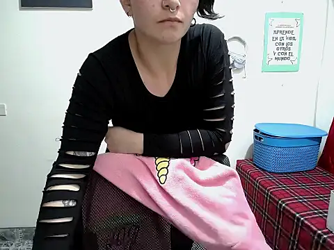 Came-IIn Live XXX chat