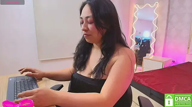 ALESIAMOON_TAY's Live XXX Chat