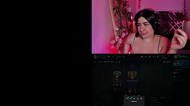 צ'אט XXX בשידור חי של DaphneContry