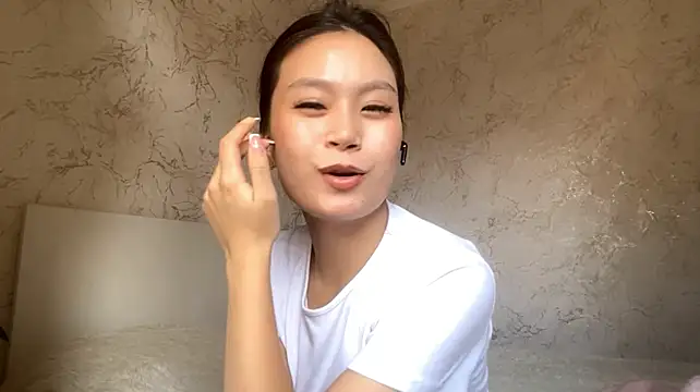 Erinlimma's Live XXX Chat