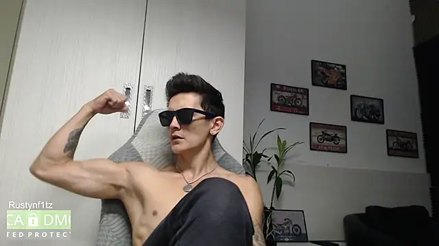 Rustynf1tz_ 라이브 XXX 채팅