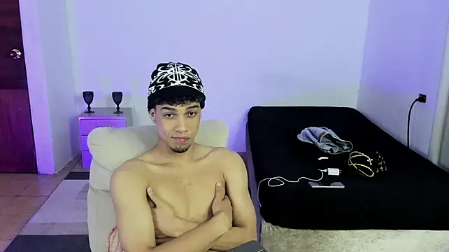 Nathan_velez: онлайн-секс-чат