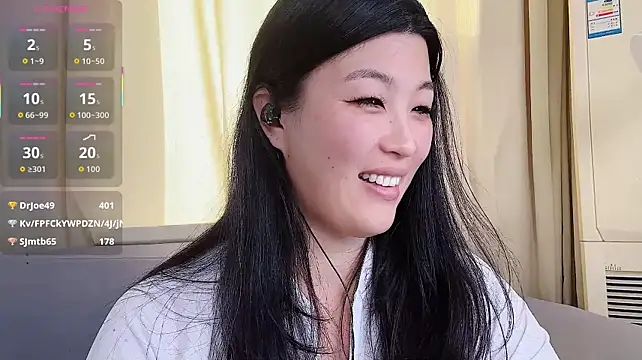 Tavie1744 Live XXX-Chat