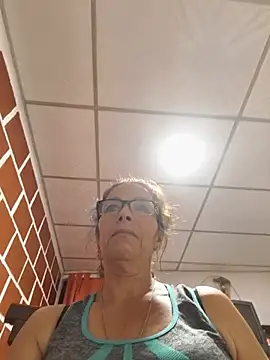 Chat +18 de sexiigatica ao vivo