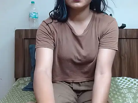 yours_riya_-'s Live XXX Chat