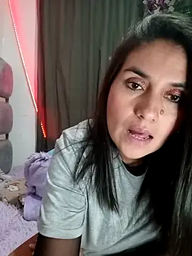 AlejandraCortez_ Chat XXX in diretta
