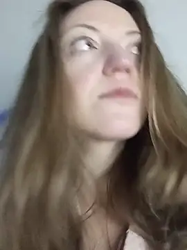 KattyLuuu Adlı Modelin Canlı XXX Sohbeti