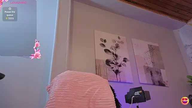 steff_bratz élő XXX-chatje