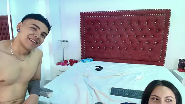 Jaden_and_sofia Chat XXX live
