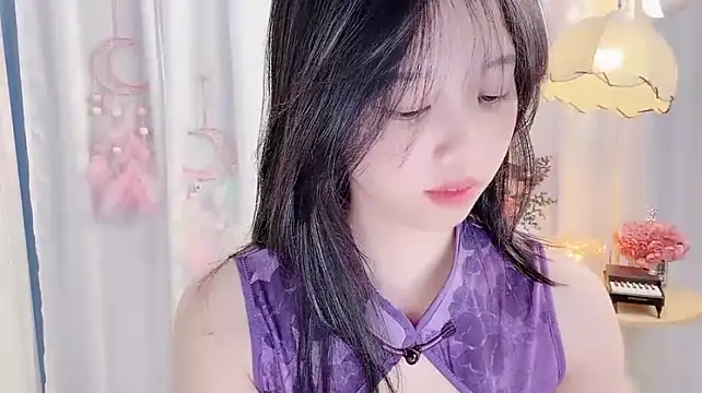 Yanys521's Live XXX Chat