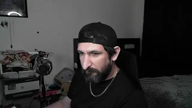 צ'אט XXX בשידור חי של DevilPup75_
