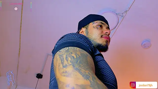 JordanSmiith_ élő XXX-chatje