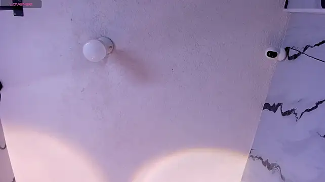 Živý XXX chat averline_sterling