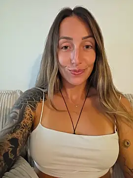 NicoleKaiser 现场XXX聊天