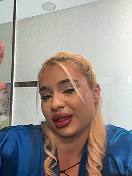 TaniaBliss Chat XXX live