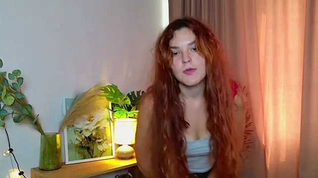 XXX chat uživo modela LeyaaStarr