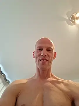 Chat XXX ao vivo de genaroo38