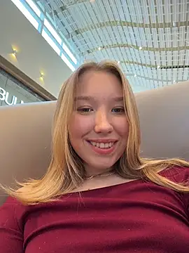 -NaughtyAngel-'s Live XXX Chat