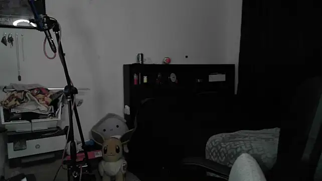 DevilPup75_ Chat XXX in diretta