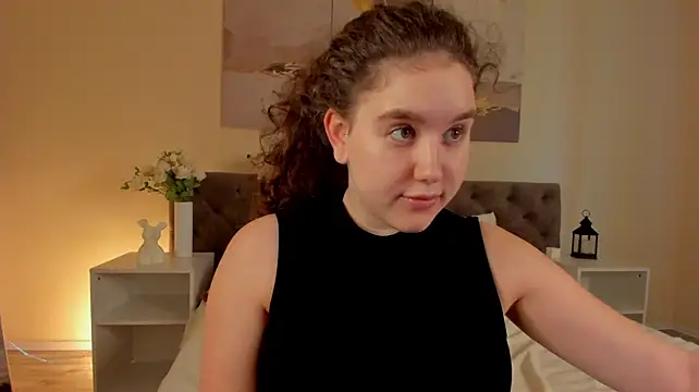 Ariella_Sol Adlı Modelin Canlı XXX Sohbeti