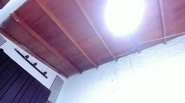 Emily_Collins69 Obrolan Langsung XXX