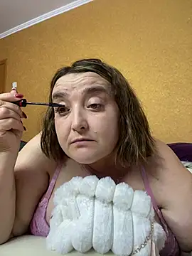 LiluHot Adlı Modelin Canlı XXX Sohbeti