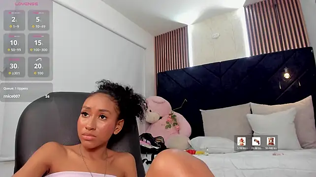 vicky_castillo Chat XXX in diretta