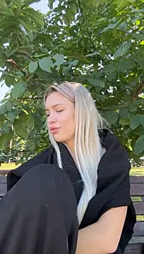 KikiWatson Chat XXX live