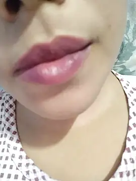Anki-doll Chat XXX in diretta