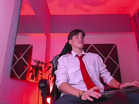 Axel_Royce 现场XXX聊天