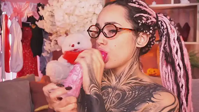 EvaCanton Live XXX Chat