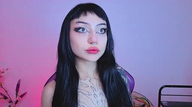 catipetiteのライブXXXチャット
