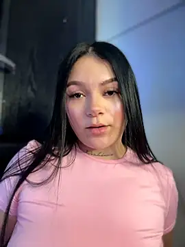 Megaan__More's Live XXX Chat