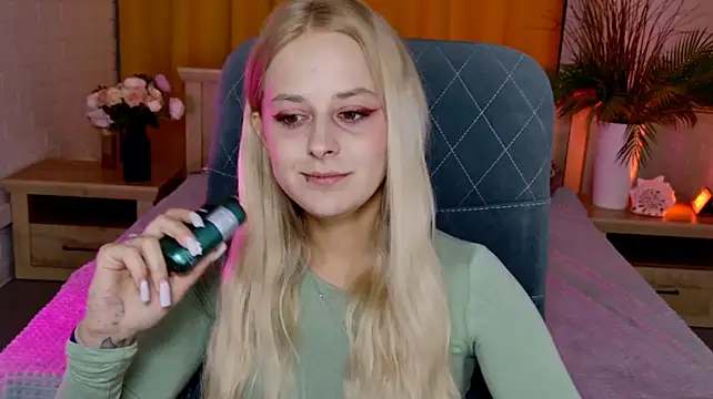 Chat +18 de LiaDeyn ao vivo