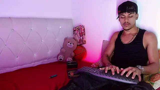 Angel_foxc13 现场XXX聊天