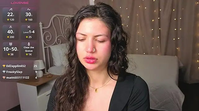 NoelPerfect Chat XXX live