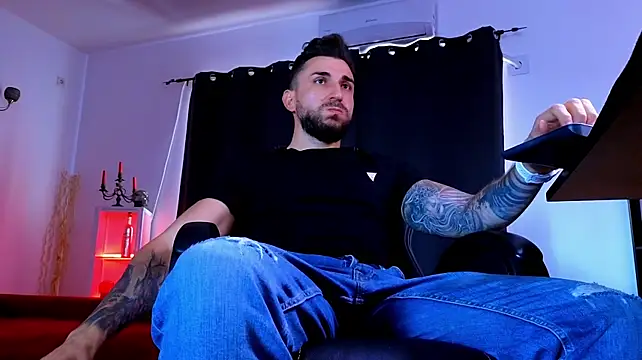 Chatroom XXX en direct de MightyAaron66