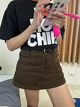 Czat XXX na żywo – Linh_smile_