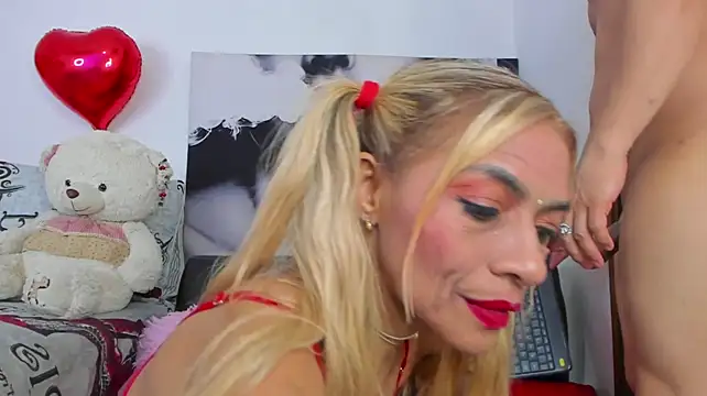 Онлайн чат XXX Angeline_focus