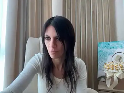 Živý XXX chat InjaAtHome