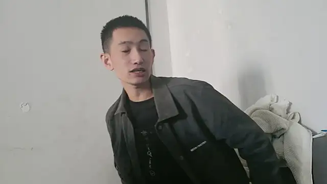 duzitengqq Chat XXX in diretta