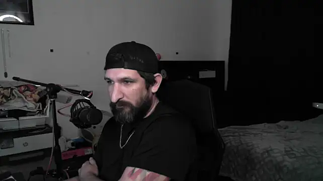 DevilPup75_ élő XXX-chatje