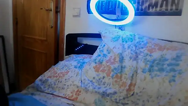 MorenodickStrong Live XXX Chat