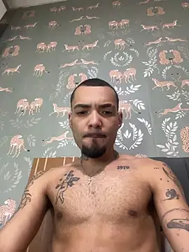 Rik_Olix Live XXX-Chat