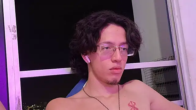 manu_vera8 élő XXX-chatje