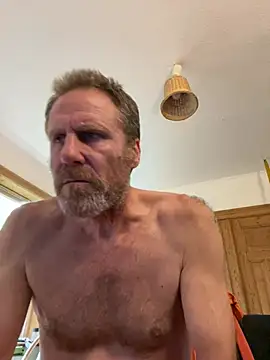 XXX chat uživo modela Greg0ri73