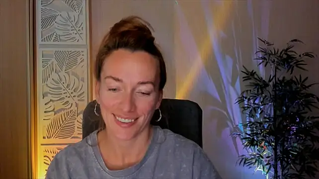 RebeccaMartinez 现场XXX聊天