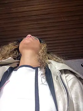 AngelPinkk_'s Live XXX Chat