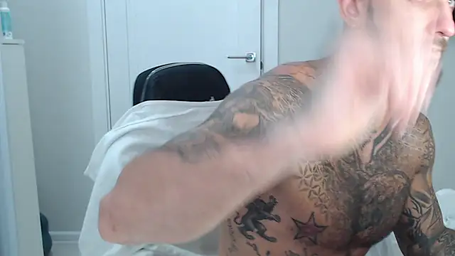 Živý XXX chat maxi_foxxx